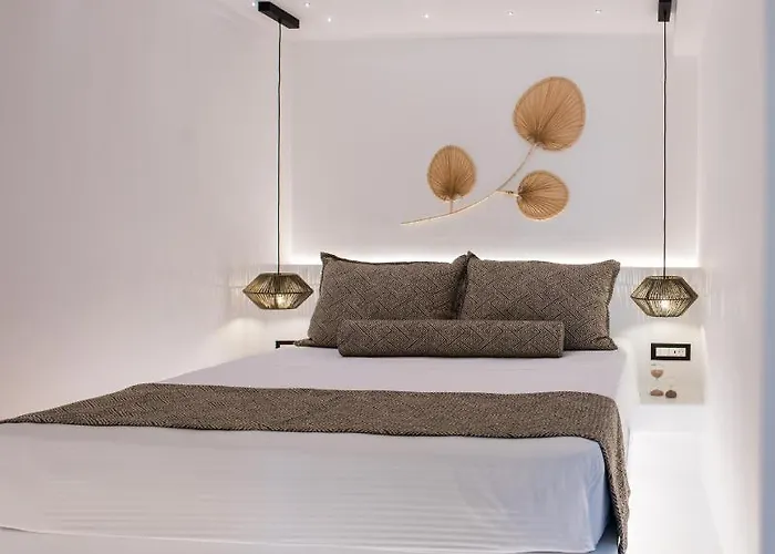 Di Venia * Αγία Άννα